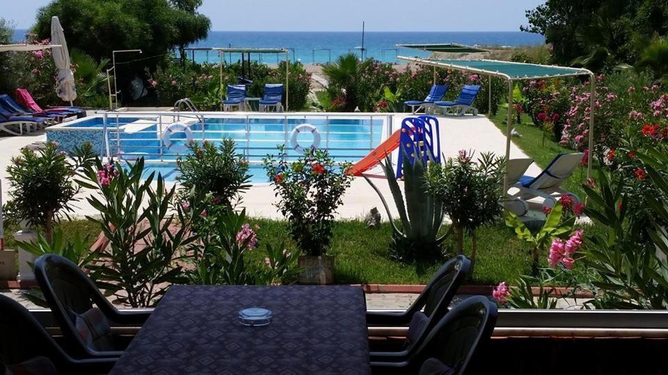 Hotel Gruen Kızılot Exteriör bild